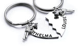 2pcs THELMA LOUISE Pendant Necklaces Guns Heart Friendship Adventure Freedom Best Friends Forever